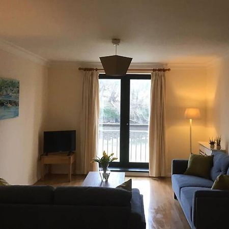 Waterfront Apartment Completely Refurbished Westport Ngoại thất bức ảnh